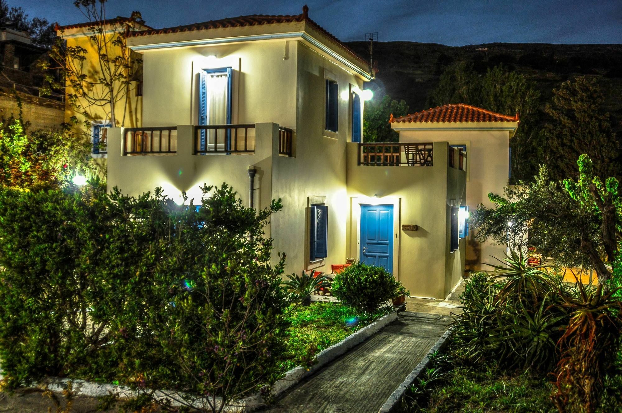Mainades Maisonettes & Studios Ménites Exterior foto